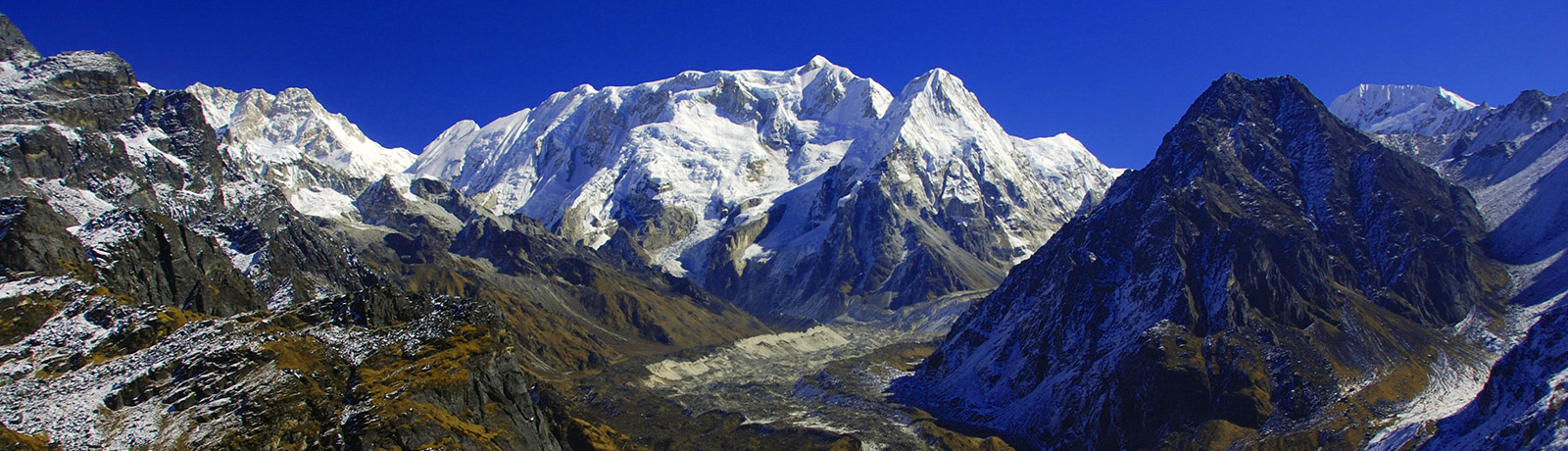Kanchenjunga South Base Camp Trek